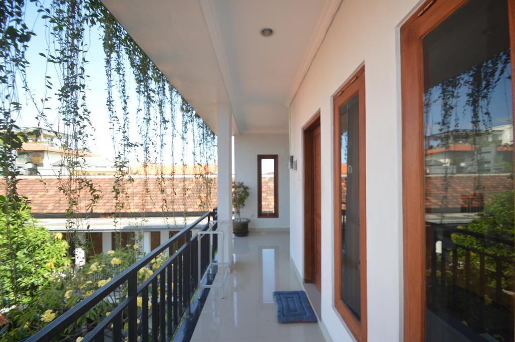Guest house Bali Roomie *